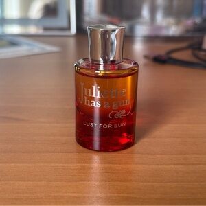 Juliette Has a Gun Lust for Sun Perfume - Red and Orange
